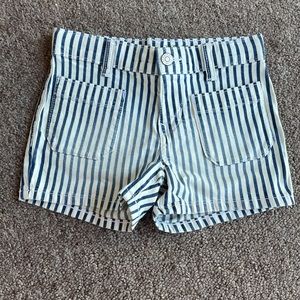 Gymboree Girl Denim Faded Shorts size 6 y
